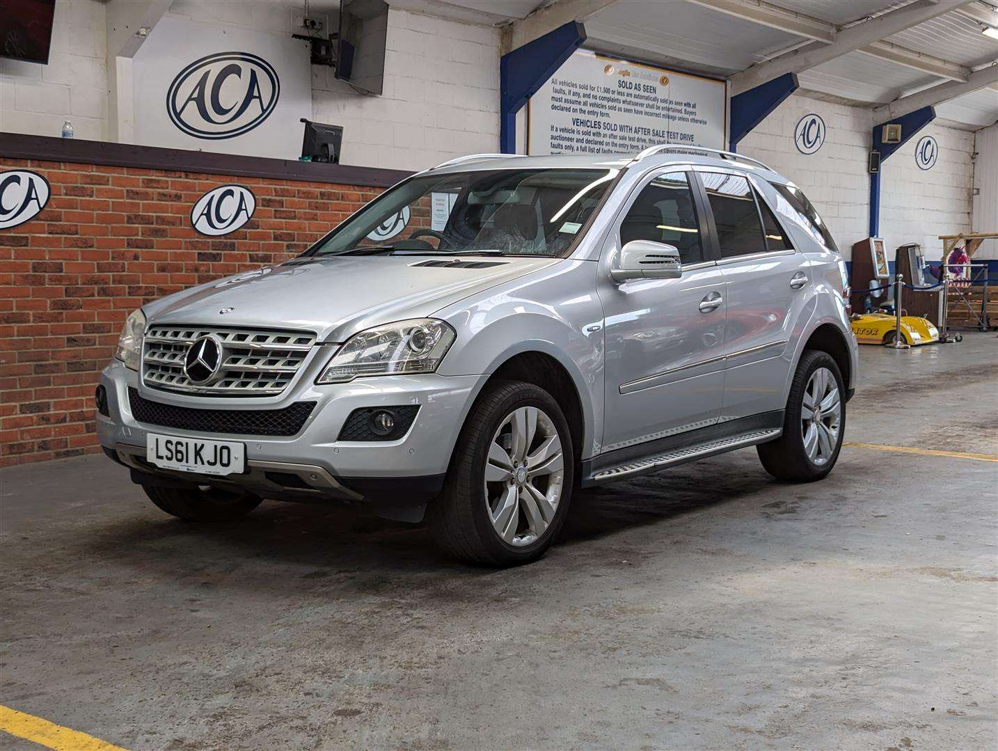 <p>2011 MERCEDES-BENZ ML300 SPORT CDI BLUE-CY AUTO</p>