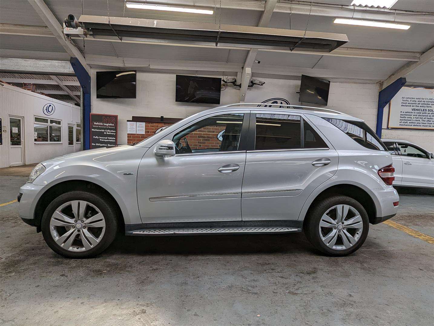 <p>2011 MERCEDES-BENZ ML300 SPORT CDI BLUE-CY AUTO</p>