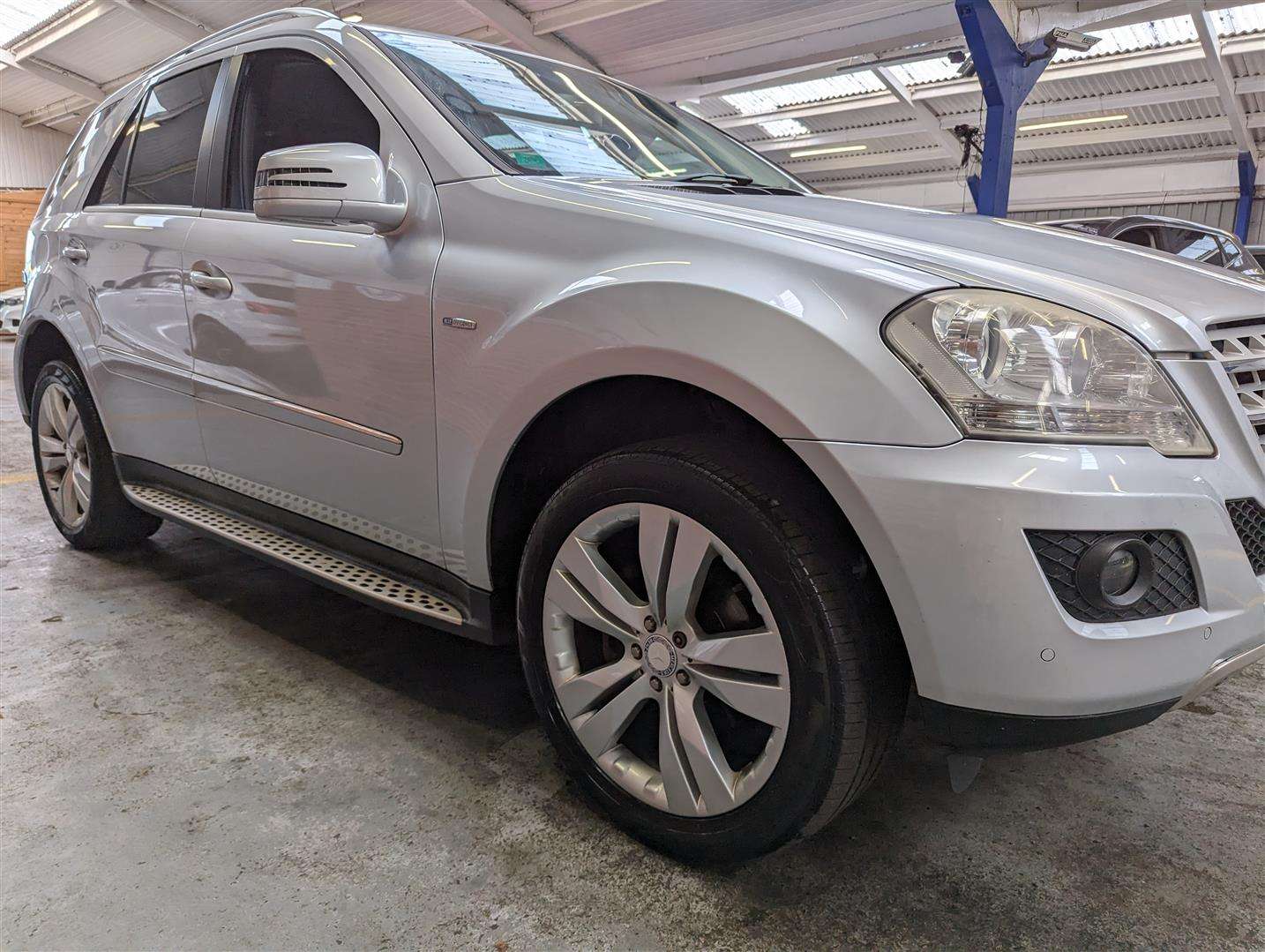 <p>2011 MERCEDES-BENZ ML300 SPORT CDI BLUE-CY AUTO</p>