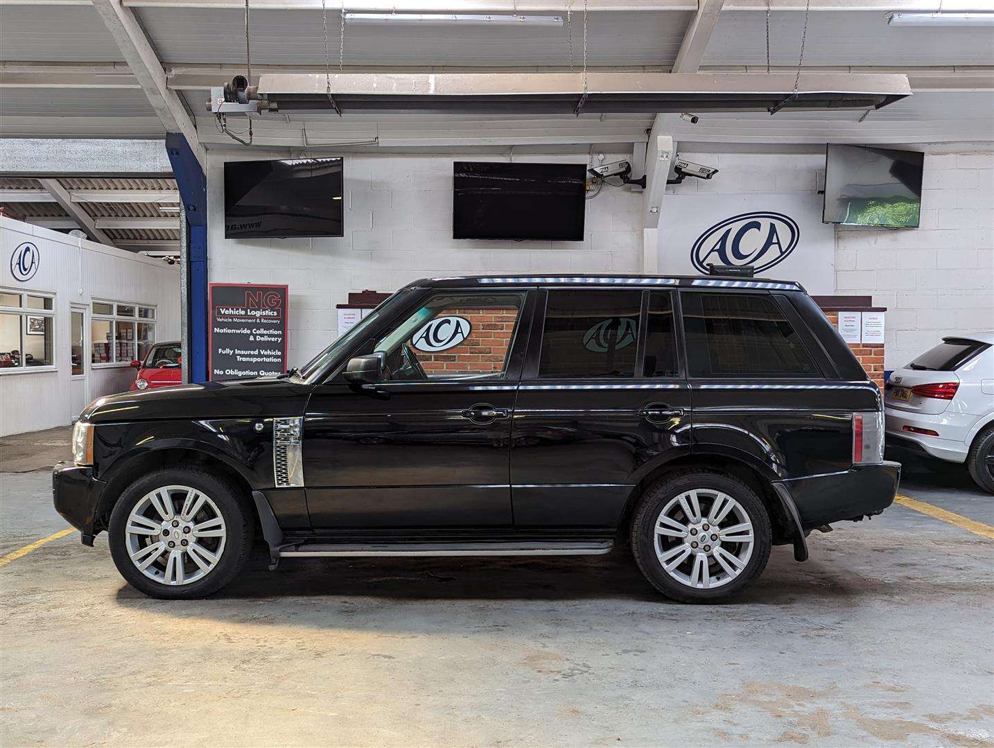 <p>2009 LAND ROVER RANGE ROVER VOGUE TDV8 AUTO *SOLD</p>