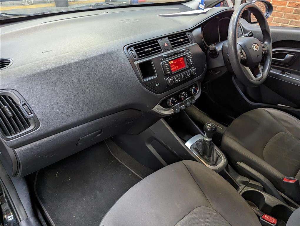 <p>2012 KIA RIO 1 AIR</p>