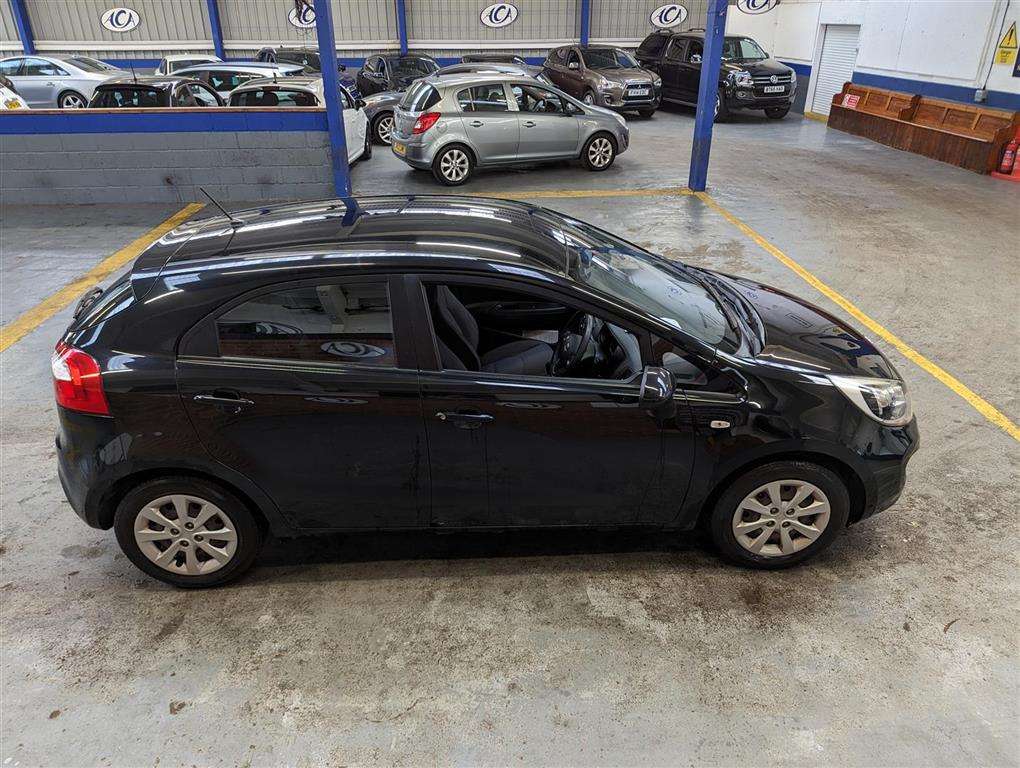 <p>2012 KIA RIO 1 AIR</p>