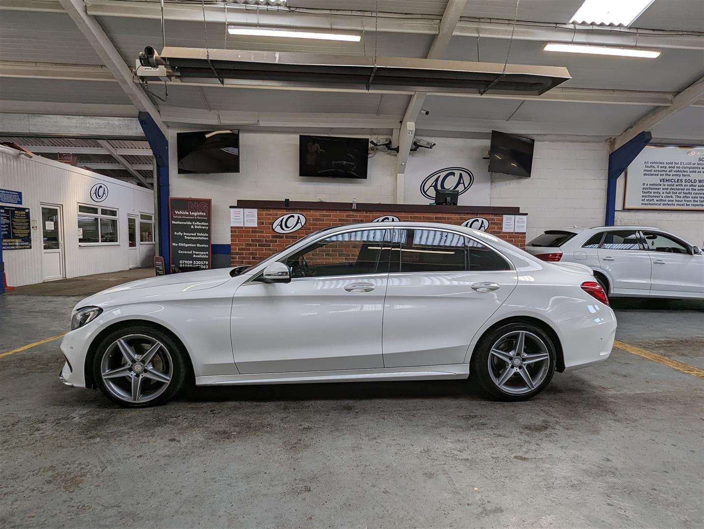 <p>2016 MERCEDES-BENZ C220 D AMG LINE PREMIUM AUTO</p>