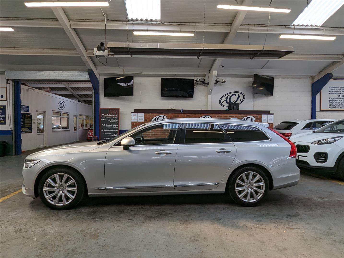 <p>2017 VOLVO V90 INSCRIPTION PRO D5PP</p>