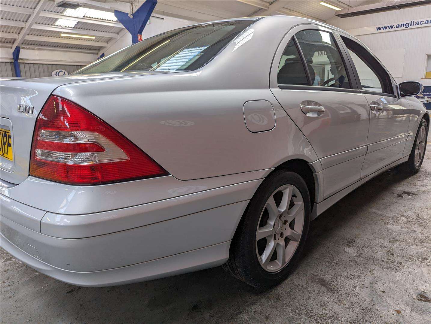 <p>2006 MERCEDES C220 CDI CLASSIC SE AUTO</p>