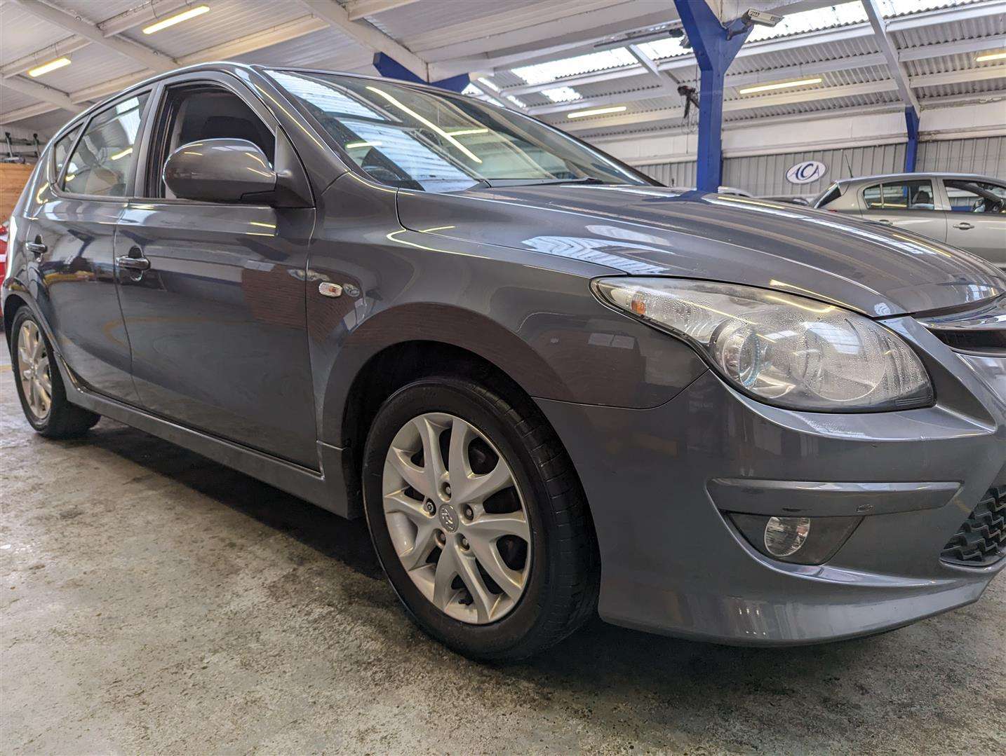 <p>2011 HYUNDAI I30 COMFORT CRDI</p>