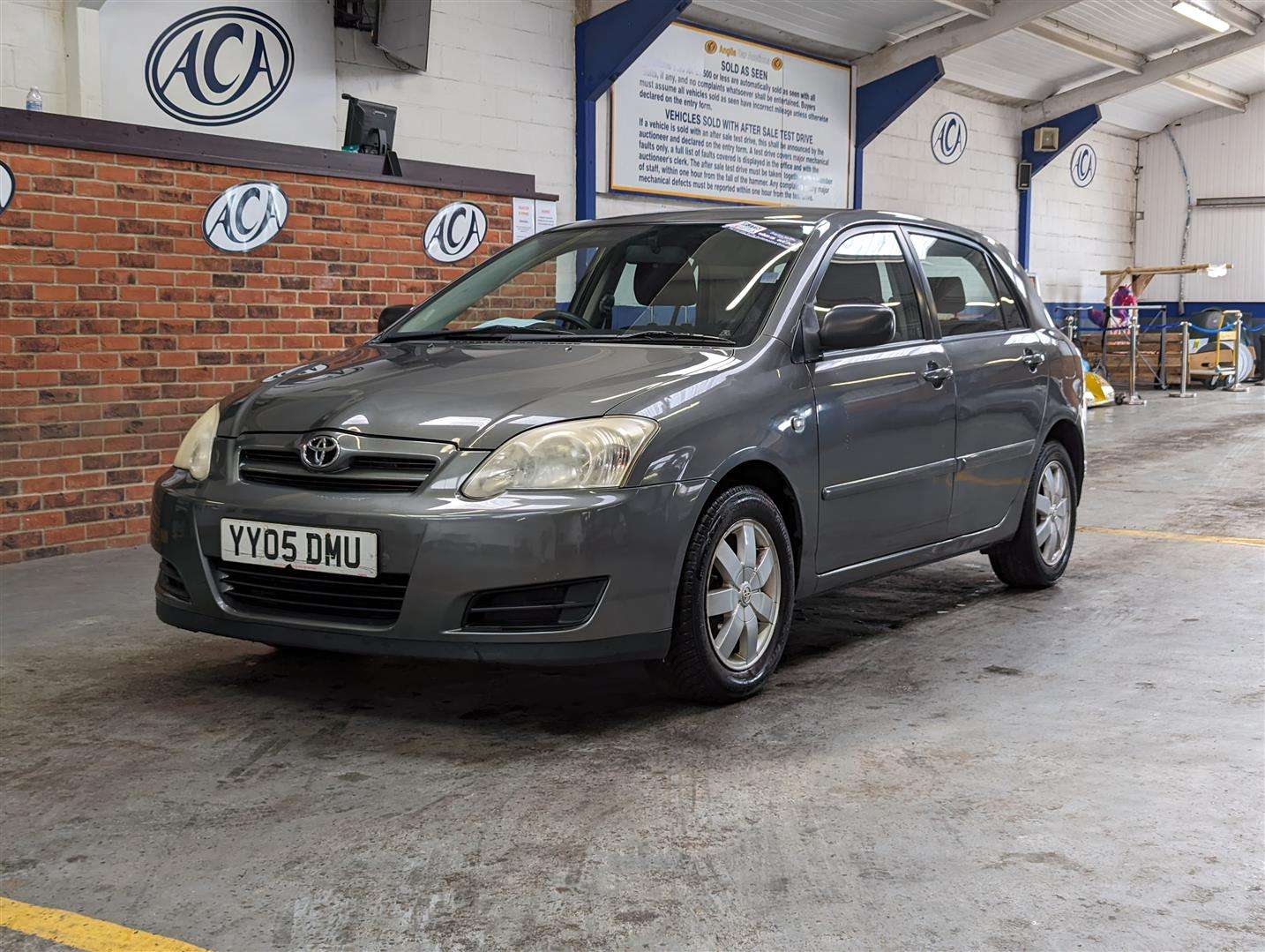 <p>2005 TOYOTA COROLLA T2 VVTI</p>