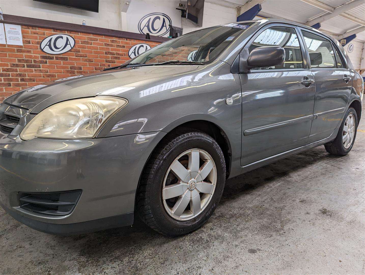 <p>2005 TOYOTA COROLLA T2 VVTI</p>