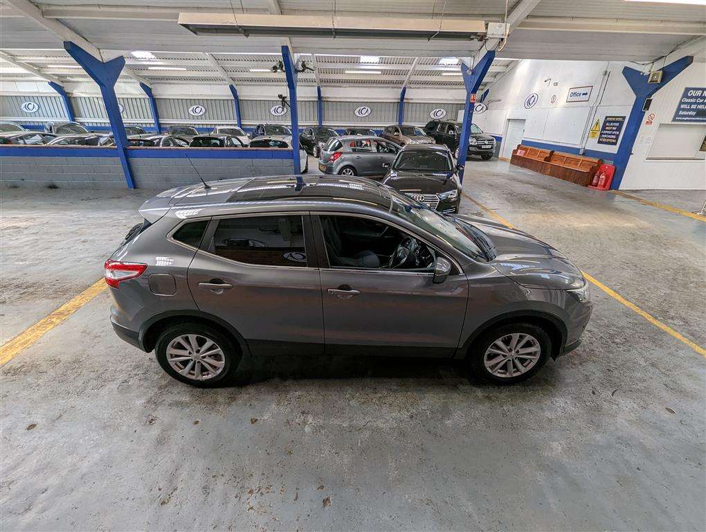 <p>2014 NISSAN QASHQAI ACENTA PREMIUM DC</p>