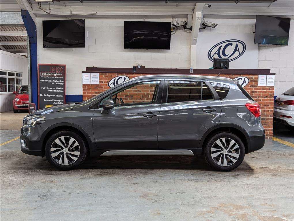 <p>2019 SUZUKI SX4 S-CROSS SZ-T BOOSTERJ</p>