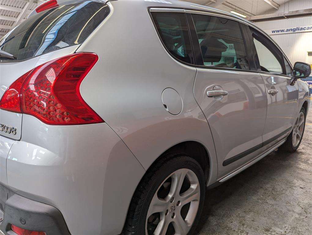 <p>2012 PEUGEOT 3008 ALLURE HDI</p>