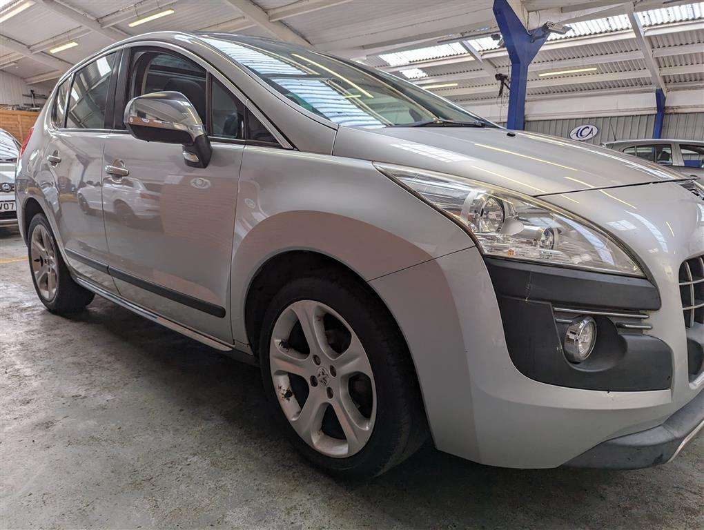 <p>2012 PEUGEOT 3008 ALLURE HDI</p>