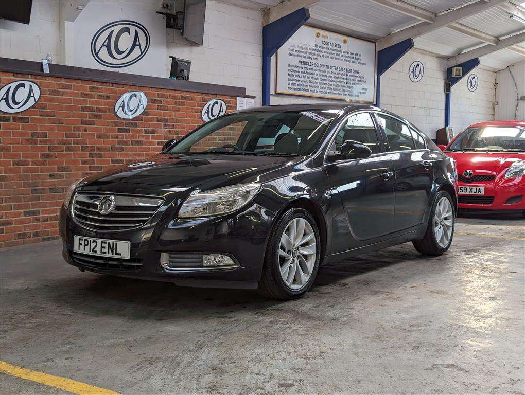 <p>2012 VAUXHALL INSIGNIA SRI NAV CDTI</p>