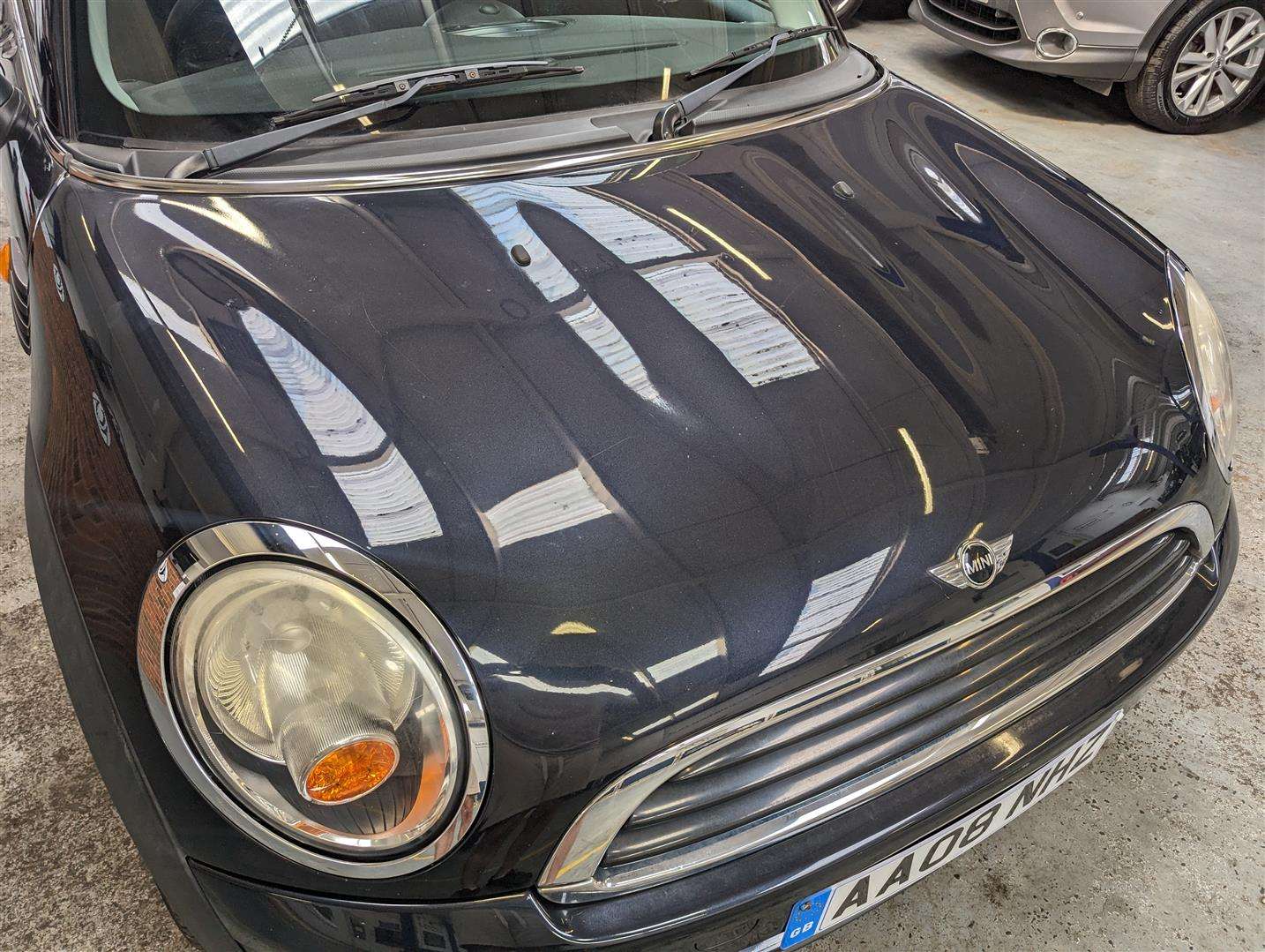 <p>2008 MINI ONE</p>