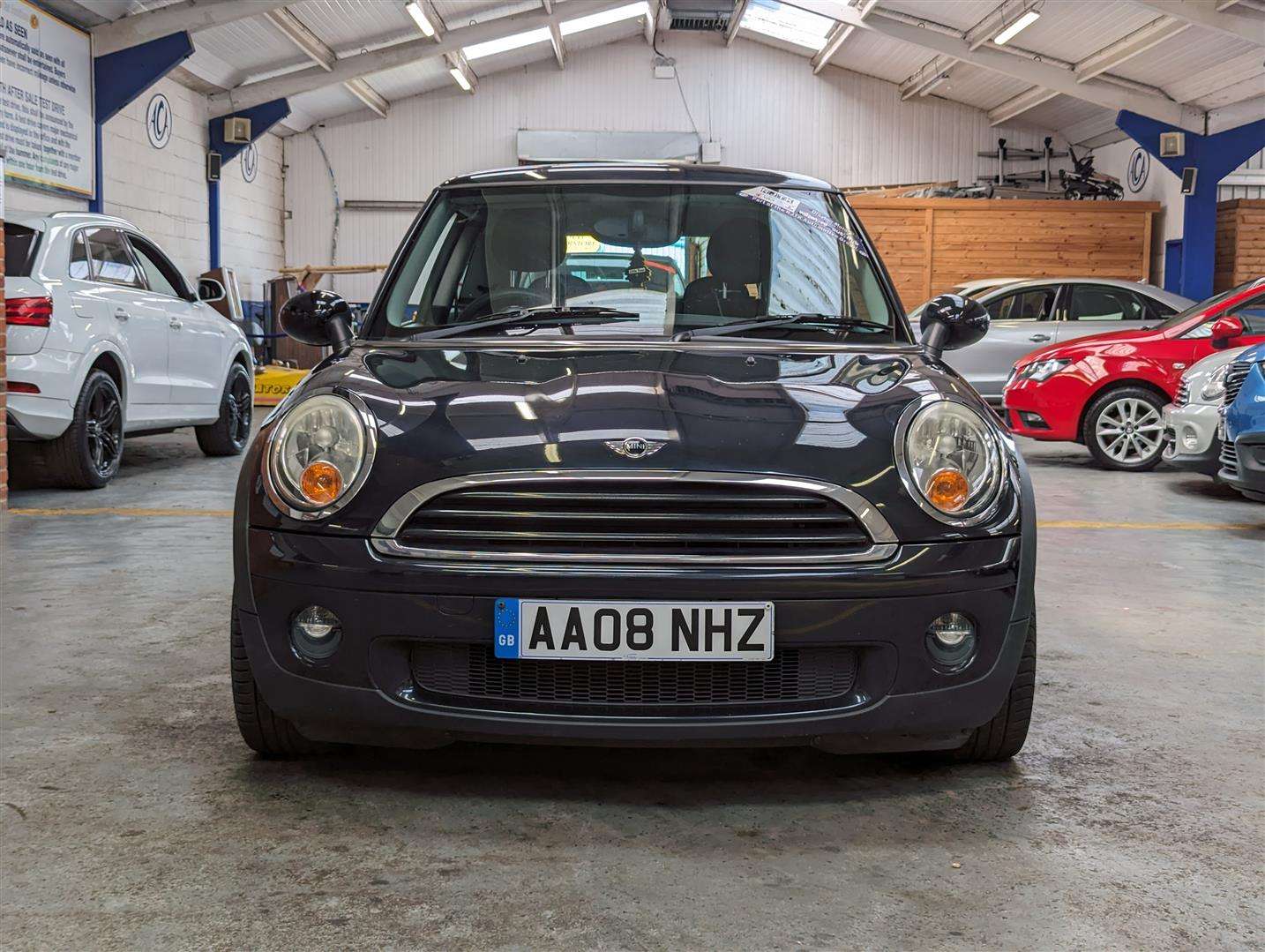 <p>2008 MINI ONE</p>