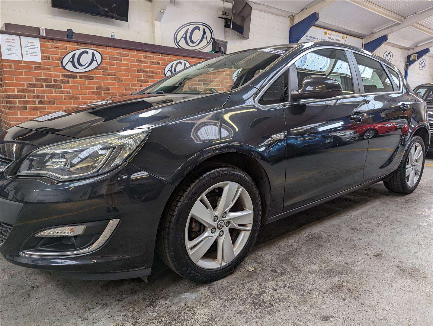 <p>2012 VAUXHALL ASTRA SRI</p>