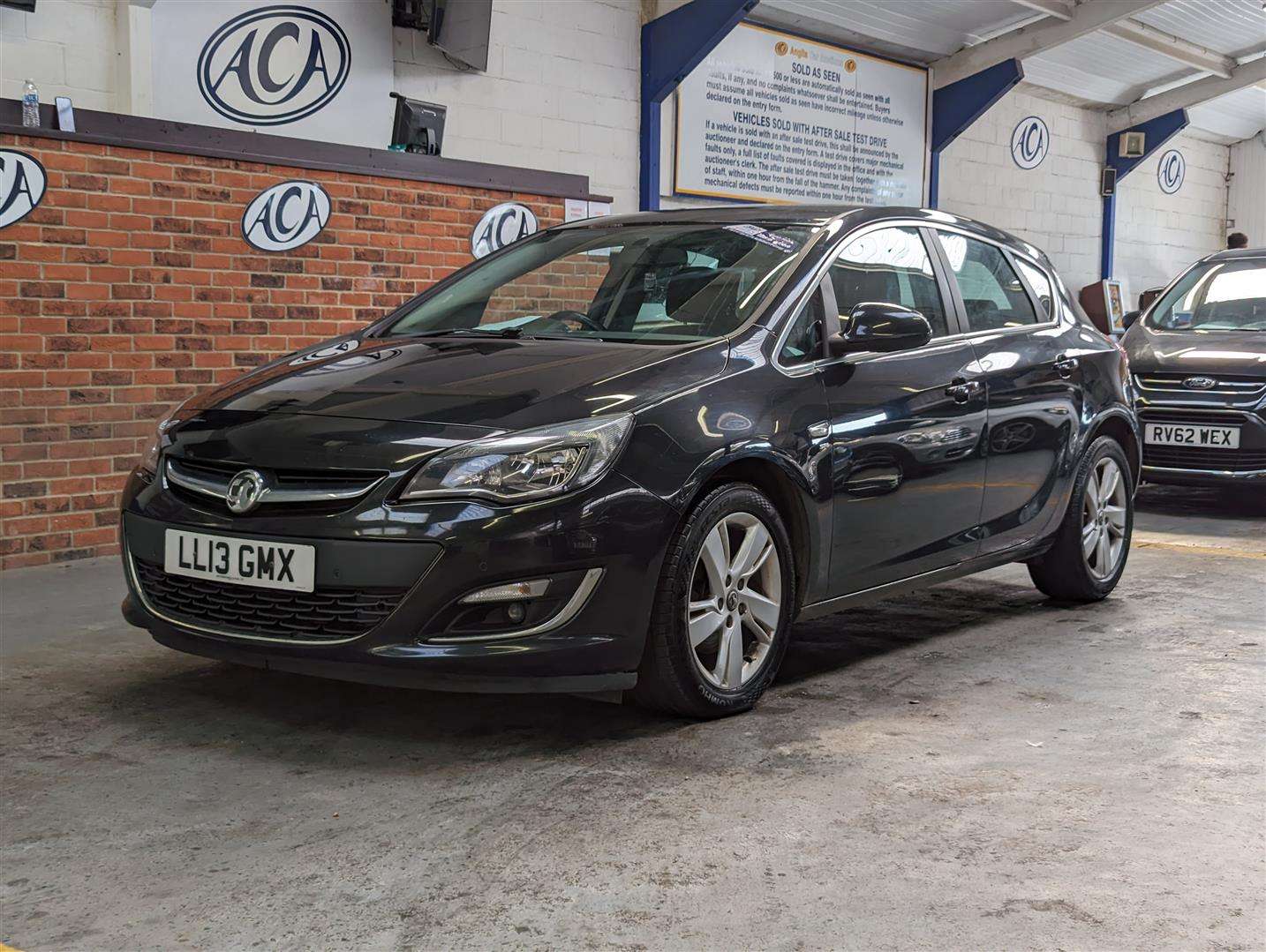 <p>2013 VAUXHALL ASTRA SRI CDTI</p>