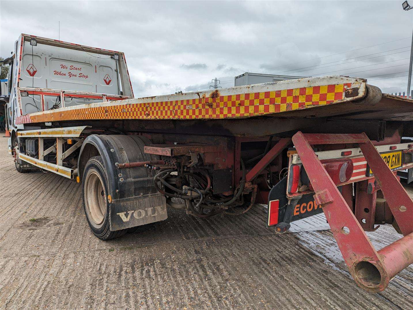 <p>2008 RENAULT TRUCKS MIDLUM</p>