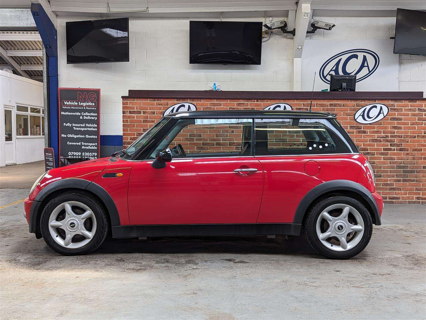 <p>2004 MINI COOPER **SOLD</p>