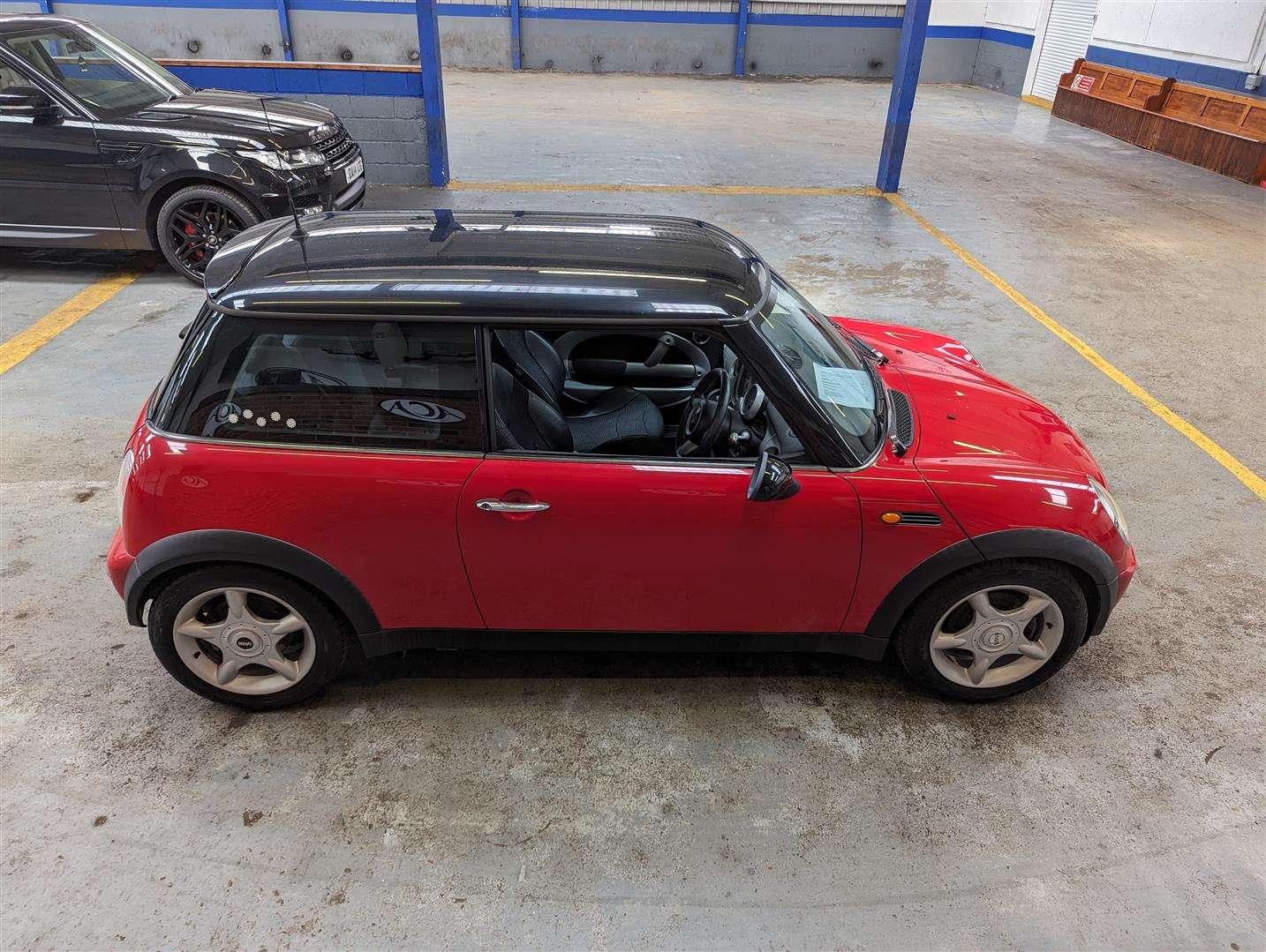 <p>2004 MINI COOPER **SOLD</p>