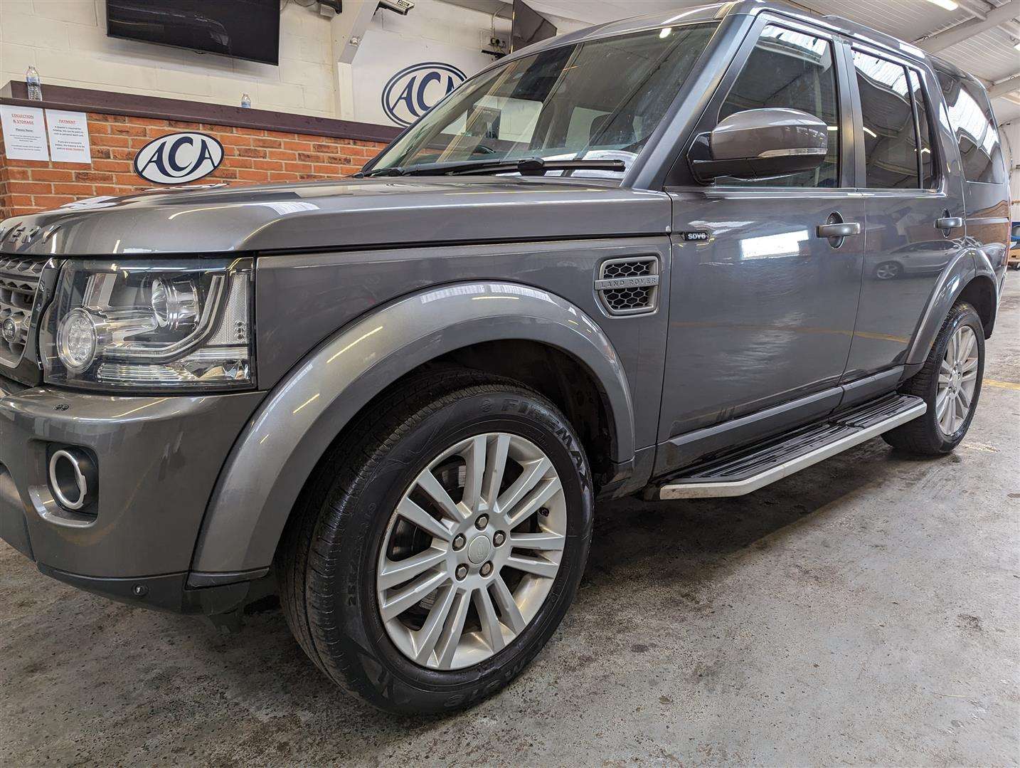 <p>2015 LAND ROVER DISCOVERY SE TECH SDV6 AUTO</p>