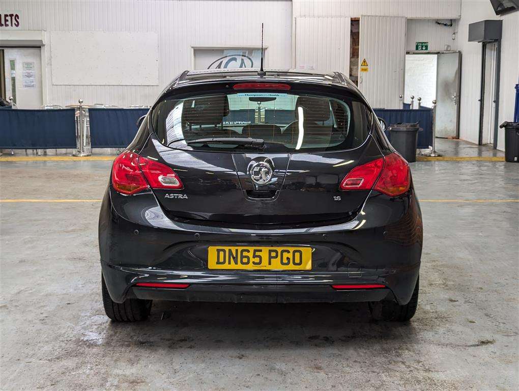 <p>2015 VAUXHALL ASTRA LIMITED EDITION</p>