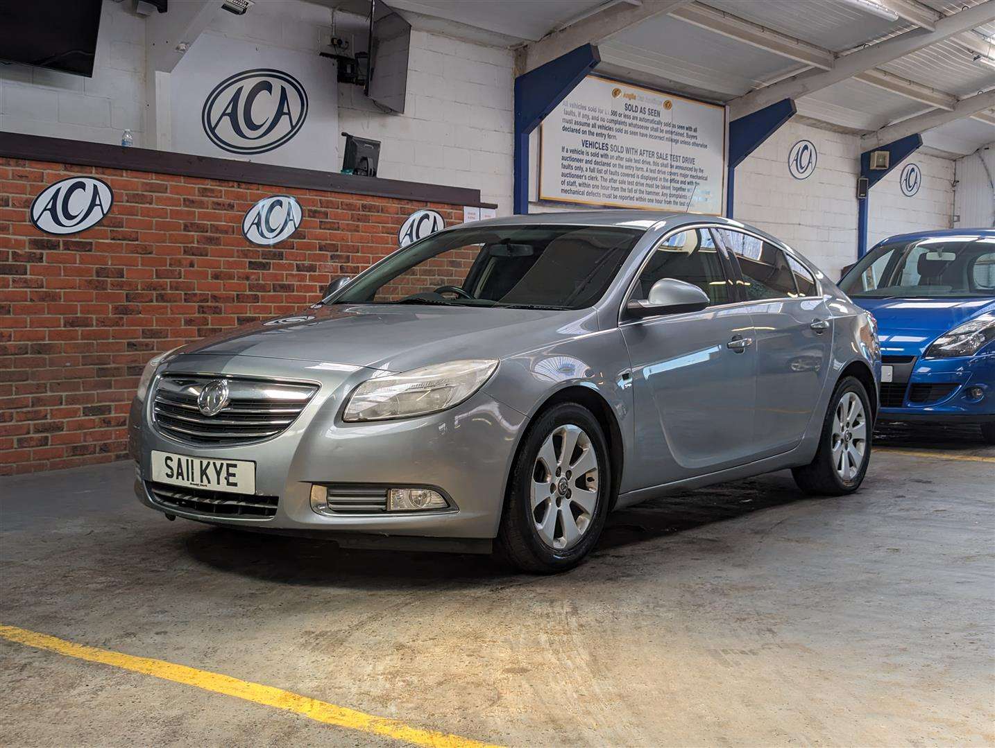 <p>2011 VAUXHALL INSIGNIA SRI</p>