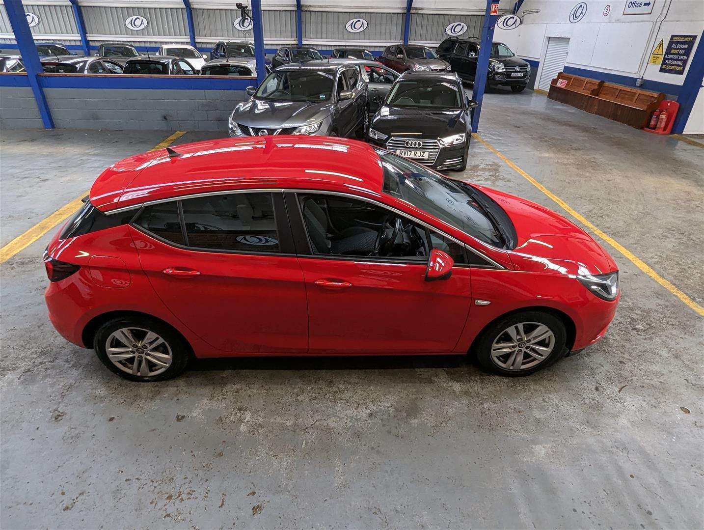 <p>2018 VAUXHALL ASTRA TECH LN NV CDTI E-T</p>