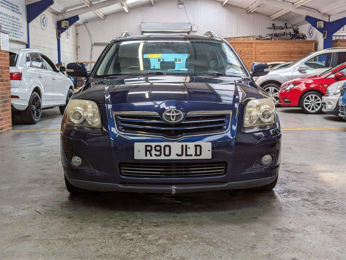 <p>2006 TOYOTA AVENSIS TSPIRIT D-4D</p>