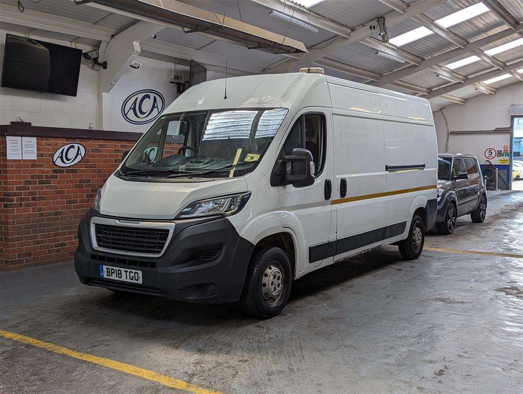 <p>2018 PEUGEOT BOXER 335 PRO L3H2 BLUE H</p>