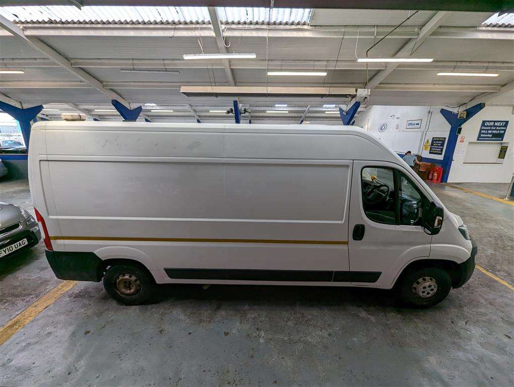 <p>2018 PEUGEOT BOXER 335 PRO L3H2 BLUE H</p>