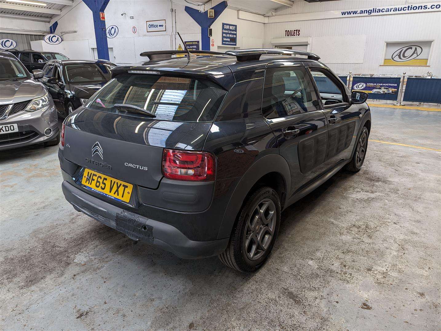 <p>2015 CITROEN C4 CACTUS FEEL BLUEHDI</p>