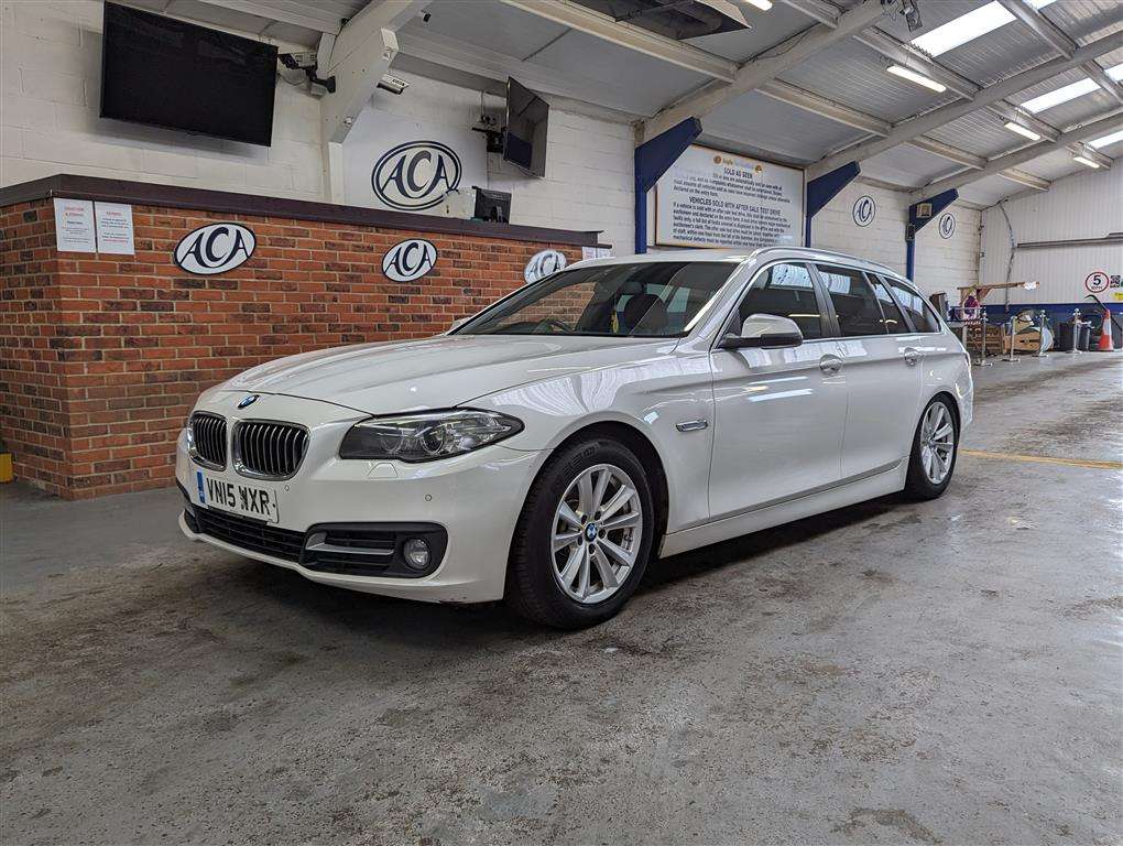 <p>2015 BMW 520D SE AUTO</p>