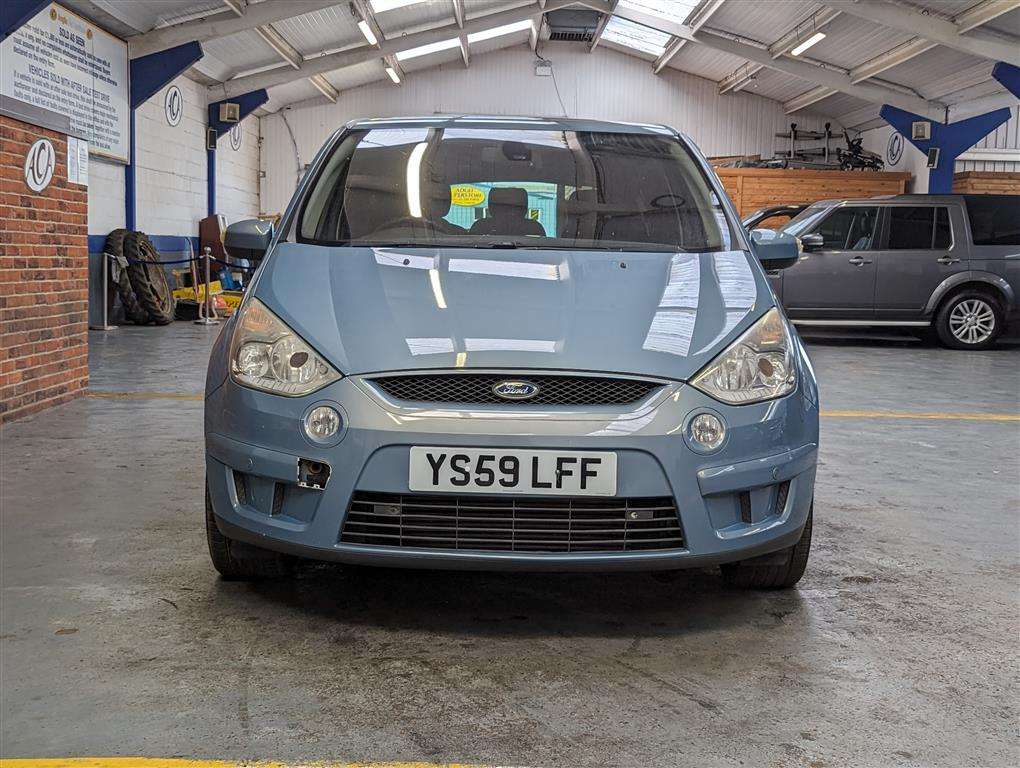 <p>2010 FORD S-MAX ** SOLD</p>