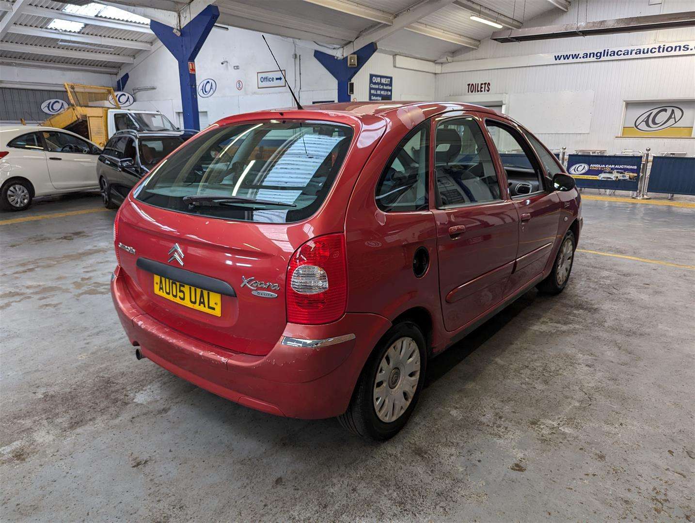 <p>2005 CITROEN XSARA PICASSO **SOLD</p>