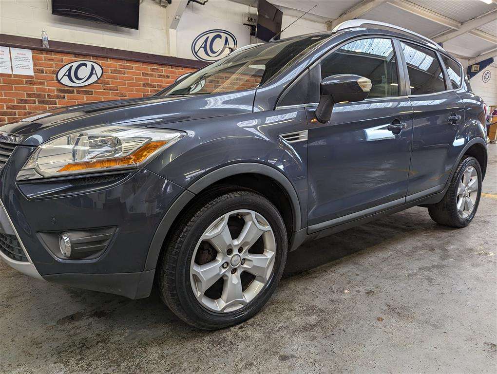 <p>2010 FORD KUGA ZETEC TDCI</p>