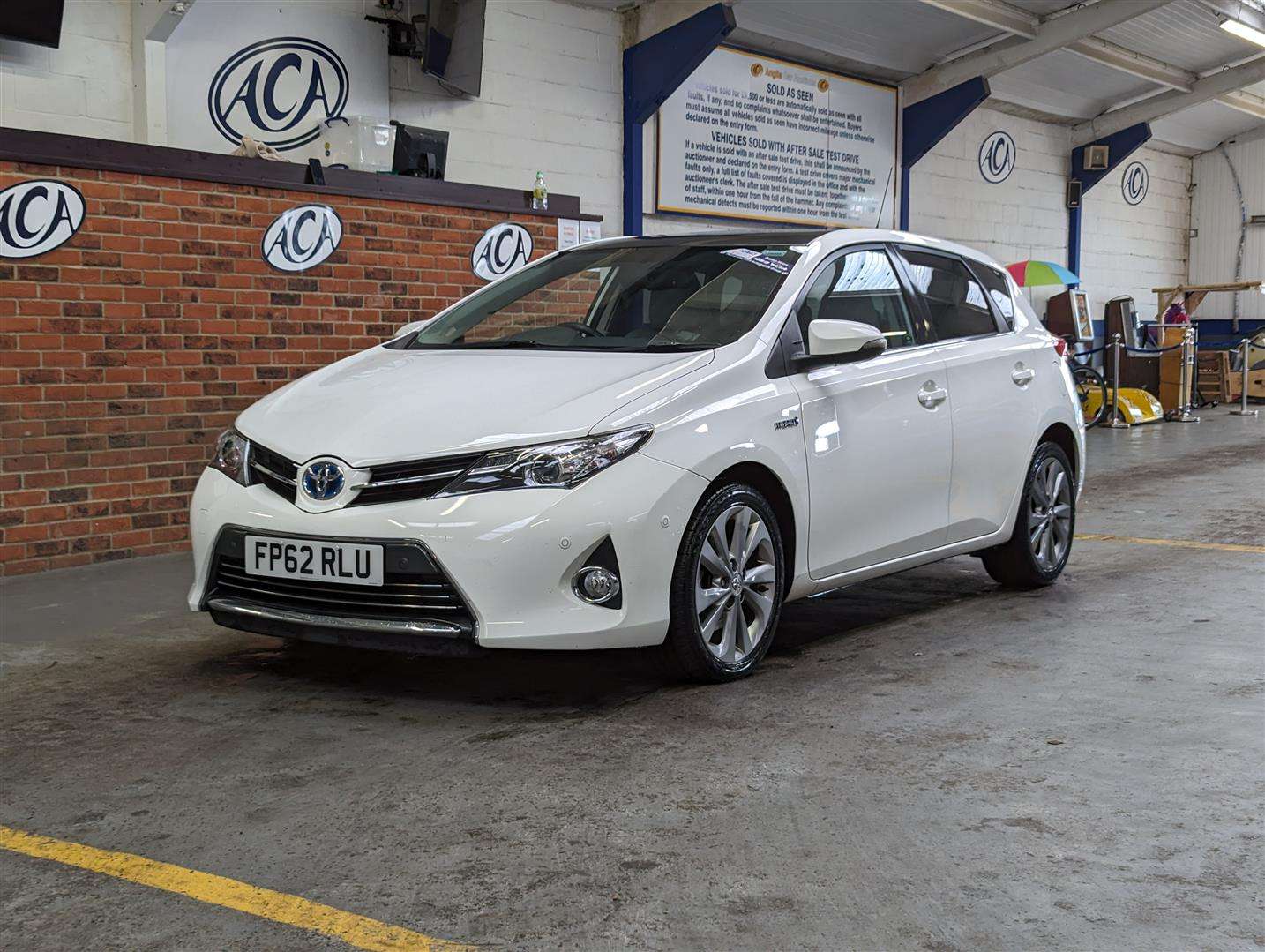 <p>2012 TOYOTA AURIS EXCEL VVT-I CVT</p>