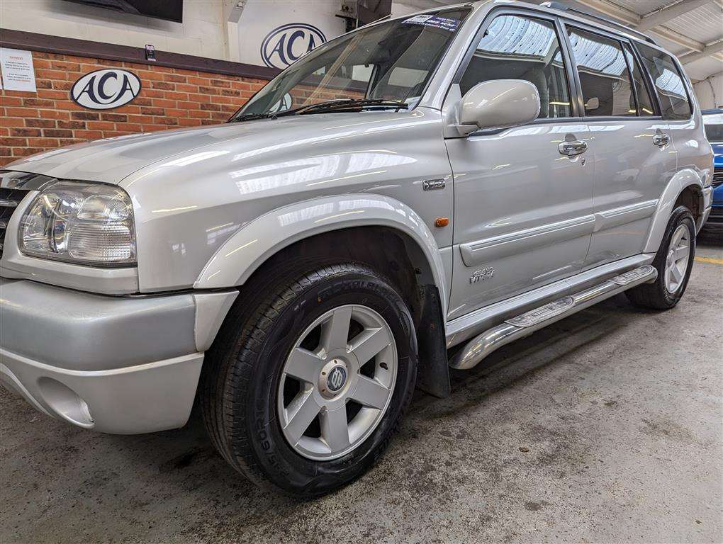 <p>2003 SUZUKI GRAND VITARA XL-7 V6 AUTO</p>