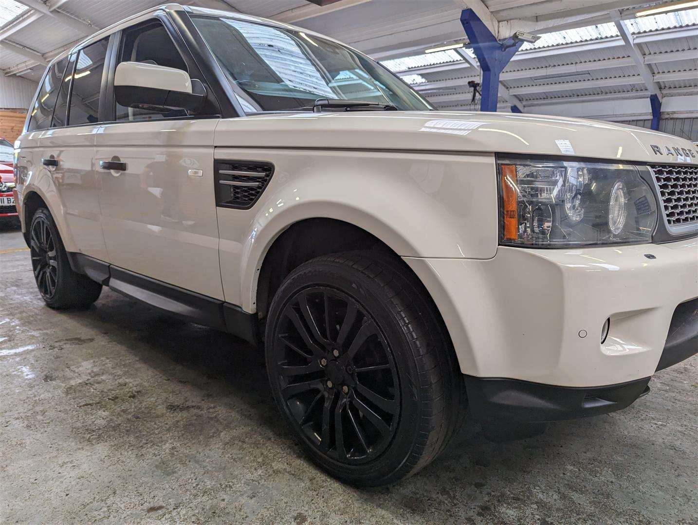 <p>2010 LAND ROVER RANGE ROVER SP HSE TDV6 AUTO *SOLD</p>