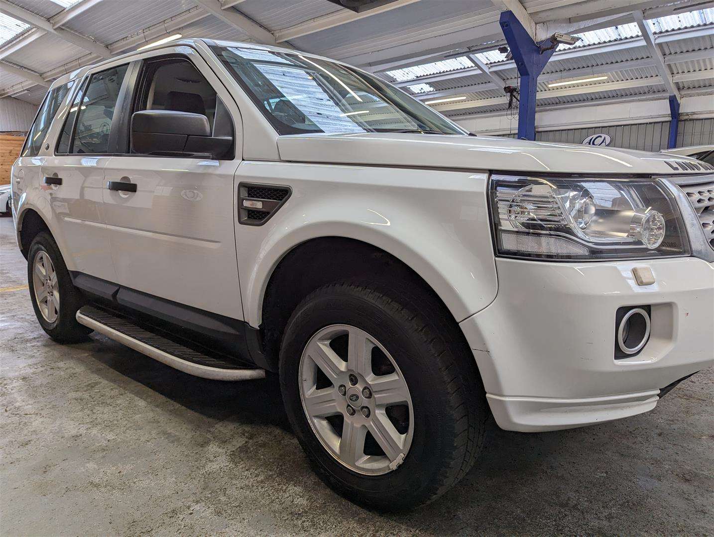 <p>2013 LAND ROVER FREELANDER GS TD4</p>