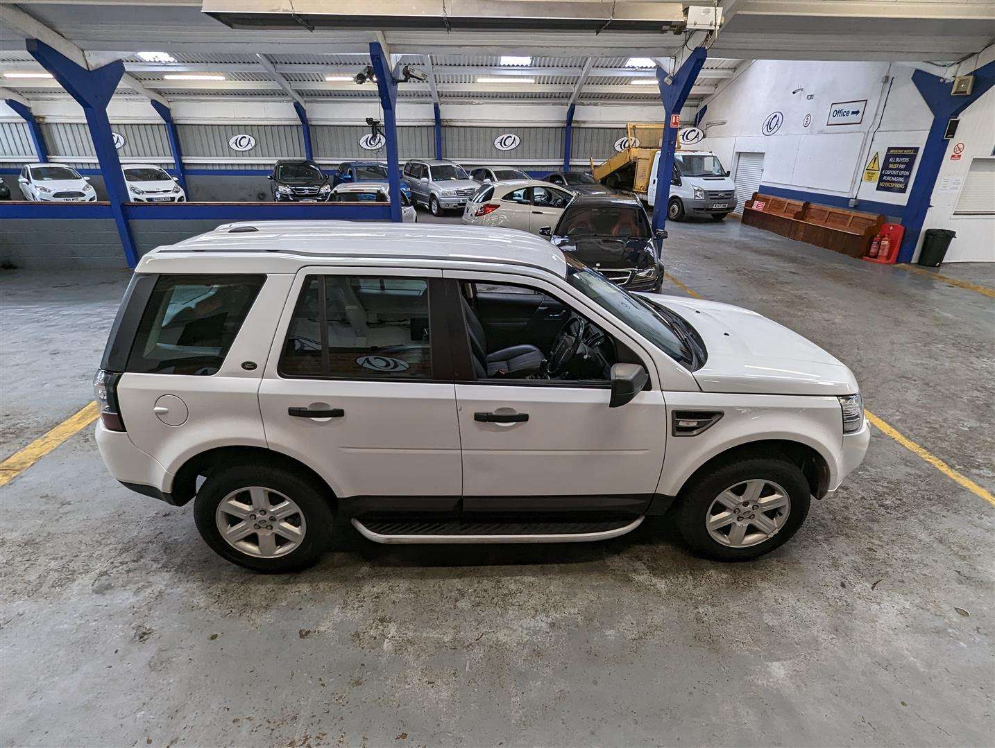 <p>2013 LAND ROVER FREELANDER GS TD4</p>