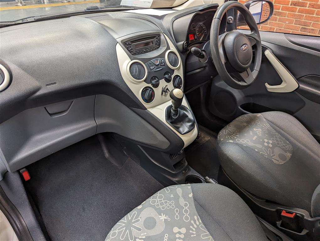 <p>2012 FORD KA STUDIO</p>