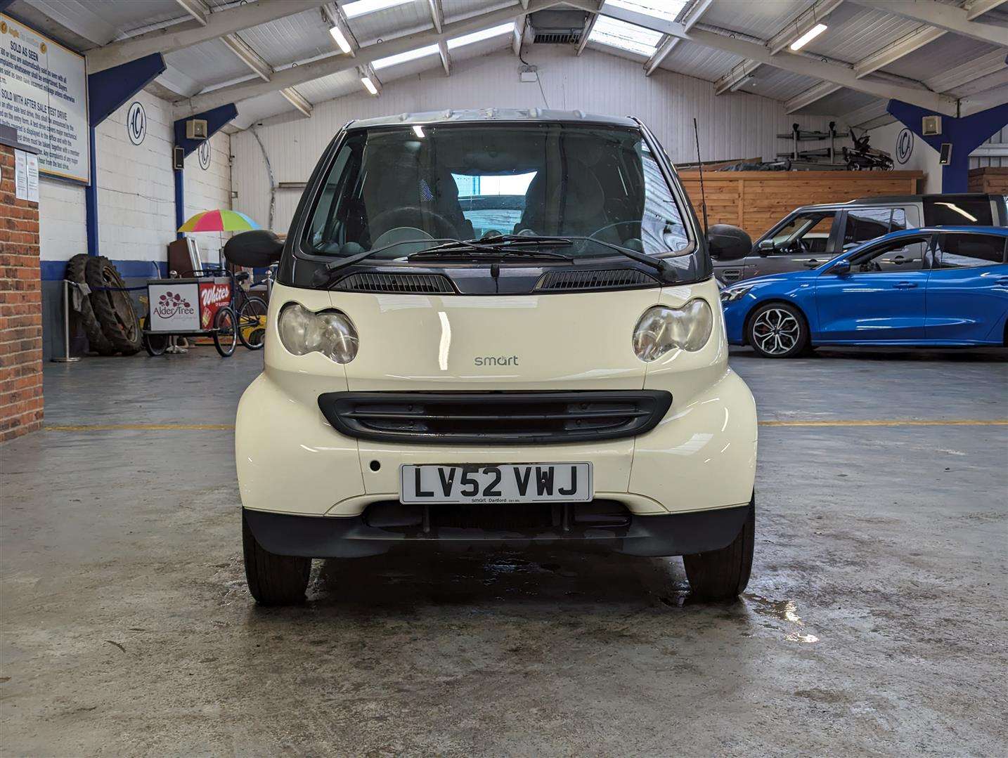 <p>2003 SMART CITY PULSE 50 SEMI-AUTO *SOLD</p>