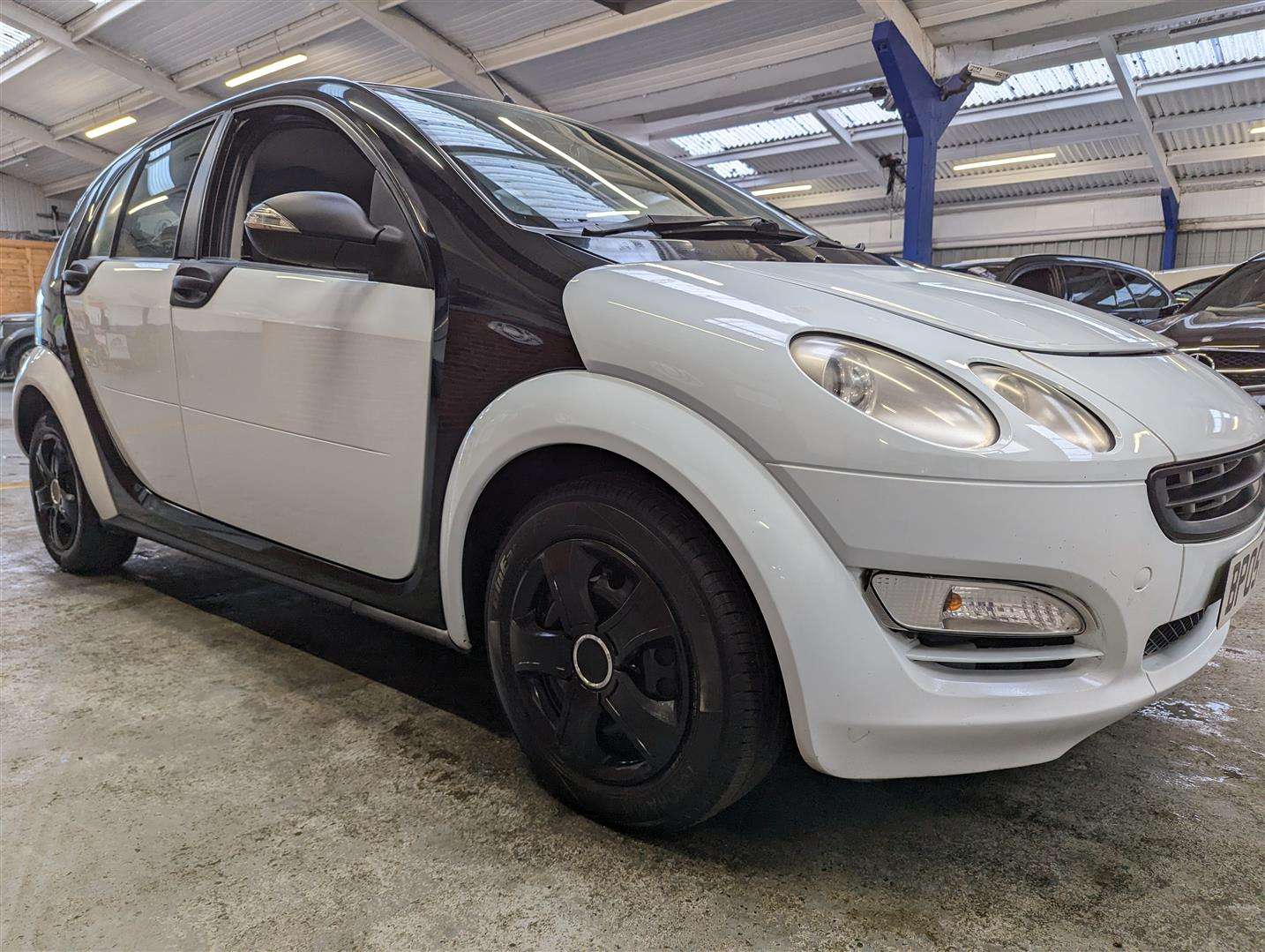 <p>2005 SMART FORFOUR PURE</p>