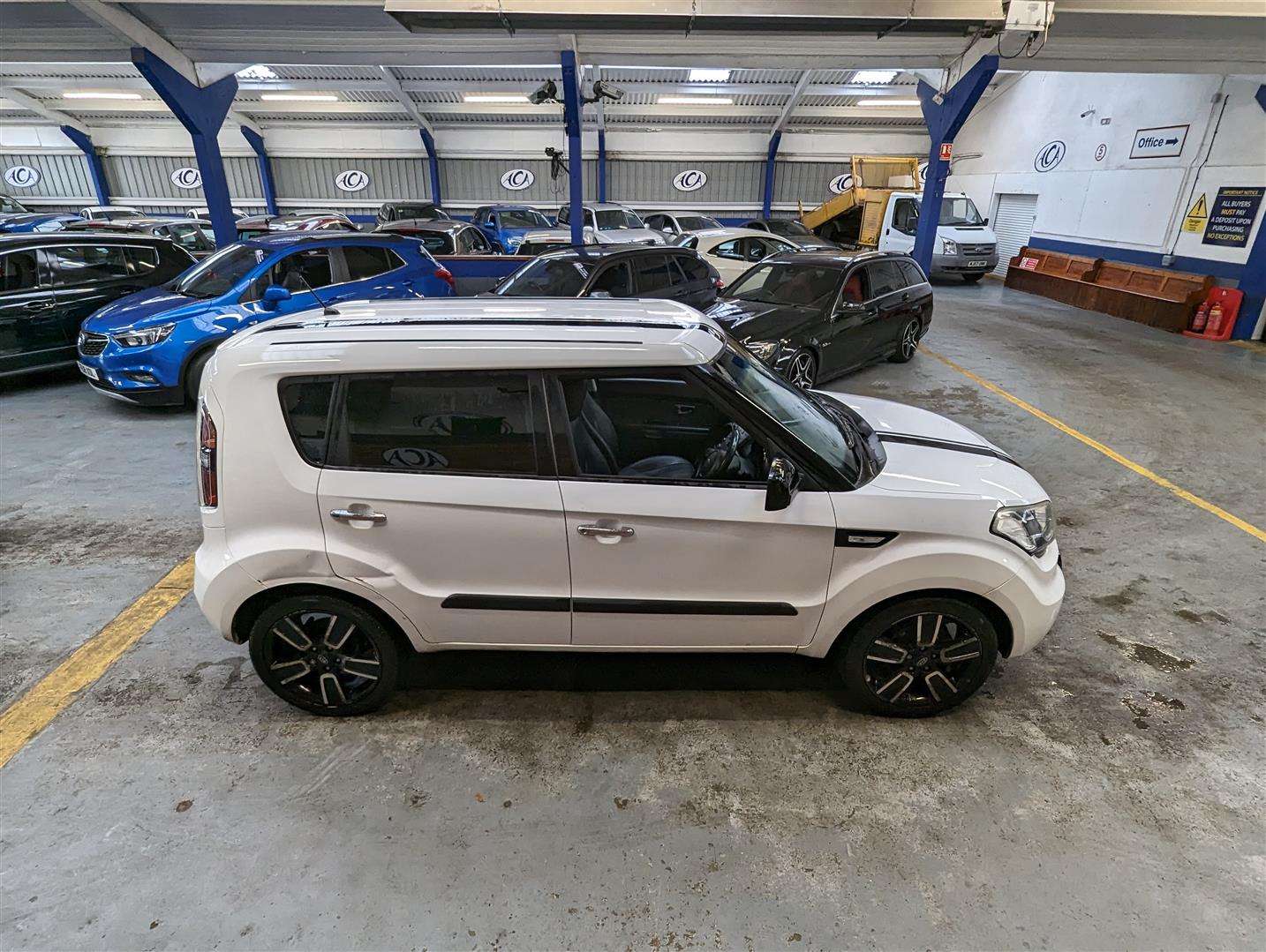 <p>2011 KIA SOUL ECHO CRDI</p>