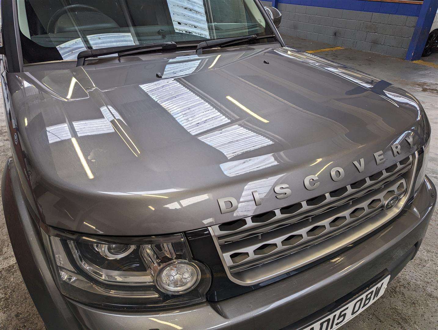 <p>2015 LAND ROVER DISCOVERY SE TECH SDV6 AUTO</p>