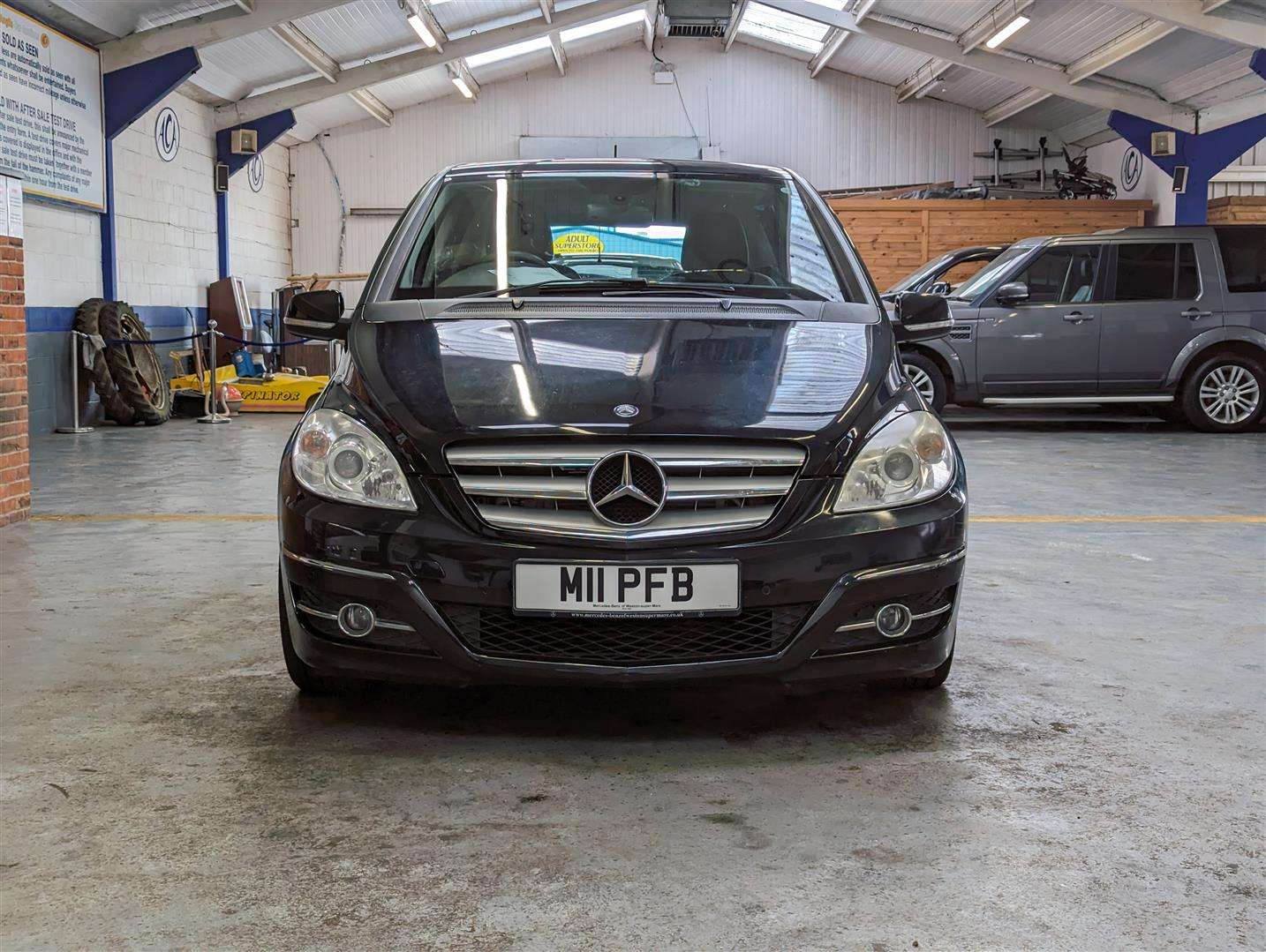 <p>2009 MERCEDES-BENZ B200 SPORT CDI AUTO</p>