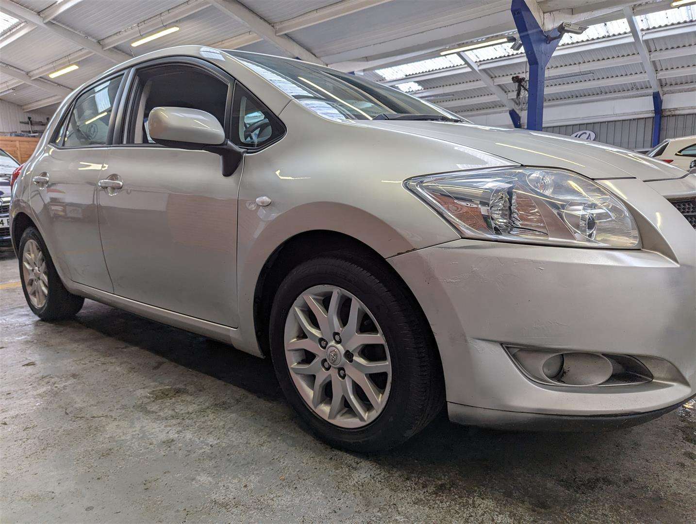 <p>2007 TOYOTA AURIS TR VVT-I *SOLD</p>