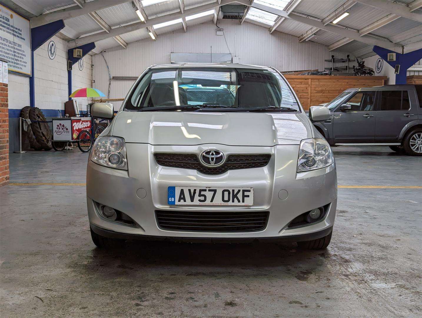 <p>2007 TOYOTA AURIS TR VVT-I *SOLD</p>