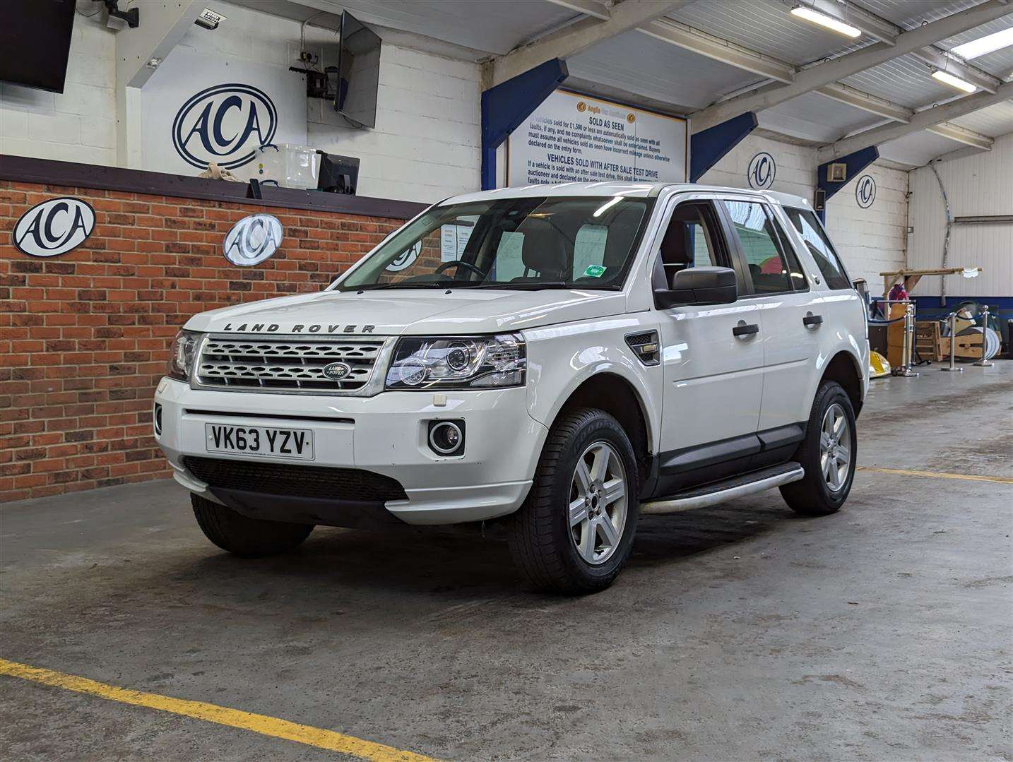 <p>2013 LAND ROVER FREELANDER GS TD4</p>